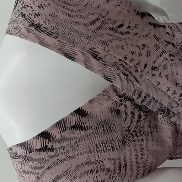 🟡CLEARANCE🟡 Banana Republic Animal Print Sleeveless Top Size Large - Picture 6 of 9